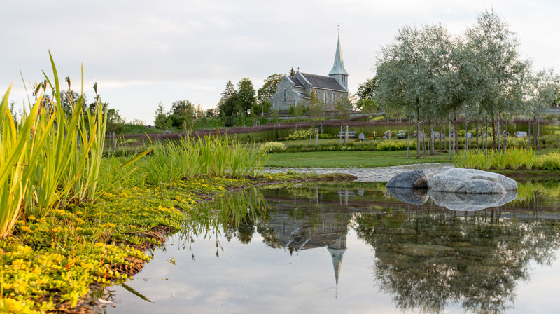 Havstein kirkegård ligger nydelig til på et av Trondheims høydedrag. Nå er kirkegården kåret til Årets grønne park 2018. Foto: Kjetil Aa