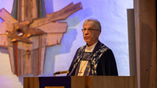 Preses talte på opningsgudstenesta i Kolstad kyrkje. (Foto: Heidi Olsen / Den norske kirke)