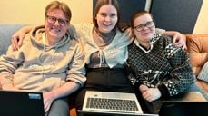 De flinke lærlingene våre: Isak, Ingrid og Cecilie.